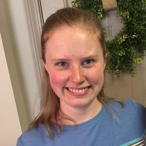 Meet your Posher, Rebecca